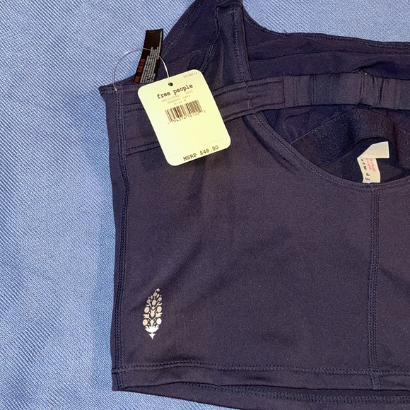 Free People • Post Up Cami Tank Top in Navy • L - Picture 5 of 5